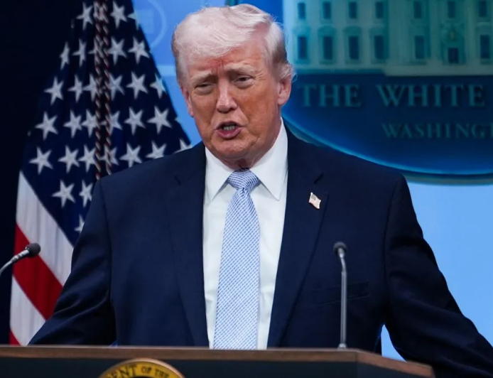 ईरान की मिलिट्री सप्लाई रोकने की कोशिश में ट्रंप