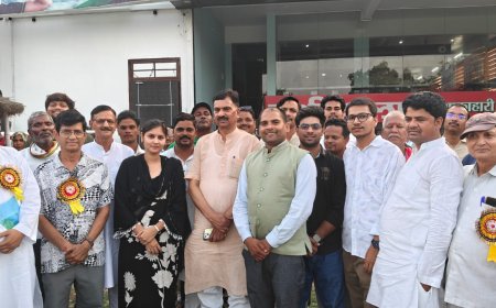 चन्द्रशेखर प्रजापति को मिला “भाषाविद् डॉ. सुंदर लाल राठौर सम्मान” क्षेत्र में खुशी की लहर, शुभचिंतकों ने दी शुभकामनाएं 