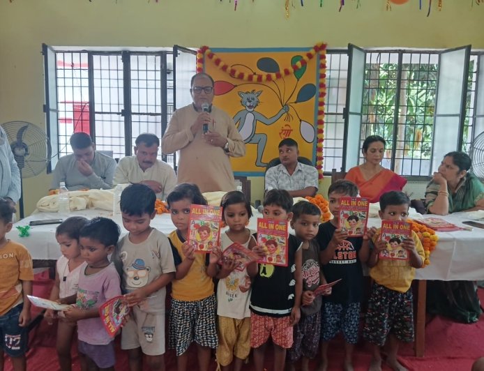 भव्य उद्घाटन, ग्रामीणों में दिखा उत्साह बच्चों के चेहरे खिले